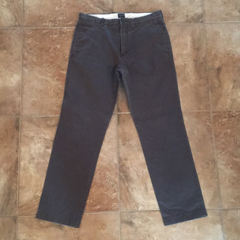 Men’s JCrew chinos 33X32